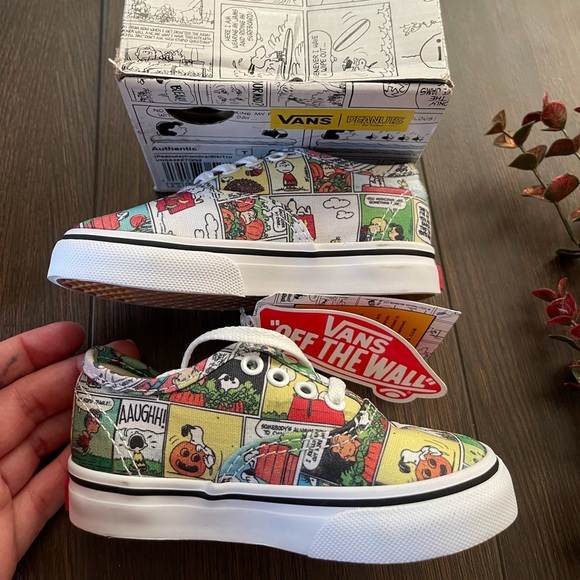 NEW Vans X peanuts collaboration toddler comic strip authentic shoes - Picture 5 of 9
